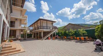 Фотографии Гостиница Vinograd Guest House г. Кабардинка Краснодарский край (Россия) №4 Фото Гостиница Vinograd Guest House г. Кабардинка 4