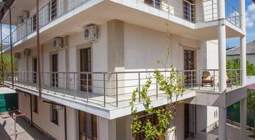 Фотографии Гостиница Vinograd Guest House г. Кабардинка Краснодарский край (Россия) №5 Фото Гостиница Vinograd Guest House г. Кабардинка 5