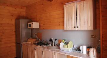 Фотографии Гостиница Guest House Sovetov 7 г. Кабардинка Краснодарский край (Россия) №3 Фото Гостиница Guest House Sovetov 7 г. Кабардинка 3
