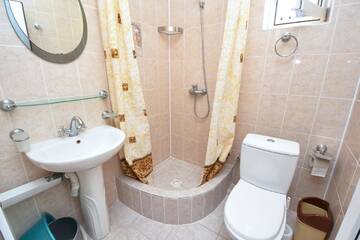 Фото номера Люкс с 1 спальней Гостиница Guest House Georgy г. Кабардинка 11