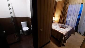 Фото номера Апартаменты с балконом Апартаменты Гермес г. Кабардинка 9