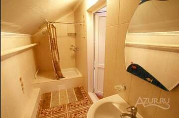 Фото номера Четырехместный номер Гостиница Guest House Viktoria г. Кабардинка 2