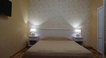 Фото номера Четырехместный номер Гостиница Guest House Viktoria г. Кабардинка 5