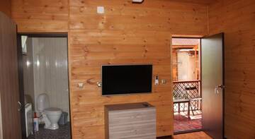 Фото номера Двухместный номер с 1 кроватью и террасой Гостиница Guest House Sovetov 7 г. Кабардинка 4