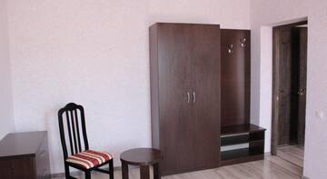 Фото номера Семейный номер Гостиница Дом Советов 6 г. Кабардинка 3