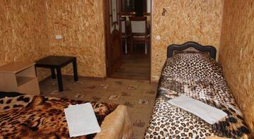 Фото номера Семейный номер Гостиница Guest house Tixaya gavani г. Кабардинка 7