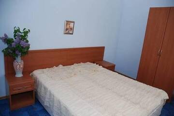 Фото номера Трехместный номер с балконом Гостевой дом Guesthouse Solnechnyiy г. Кабардинка 8