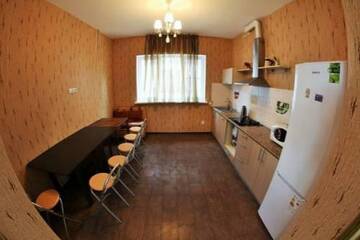 Фото номера Дом с 4 спальнями Гостевой дом Holiday homes in Vinogradnoye г. Кабардинка 9